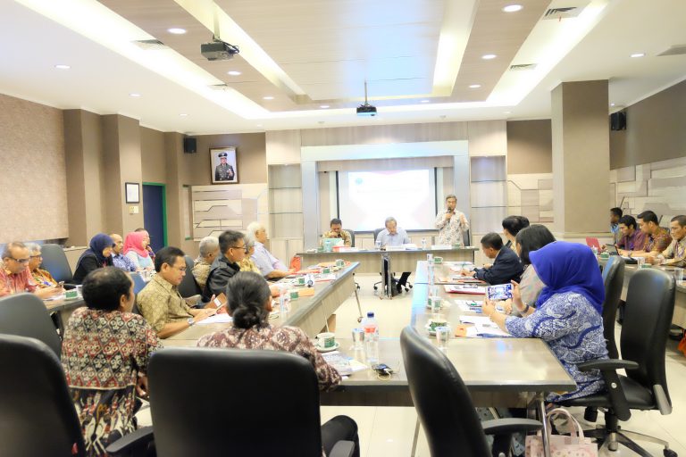 Universitas Trilogi Inisiasi Kajian Kepemimpinan Pancasila