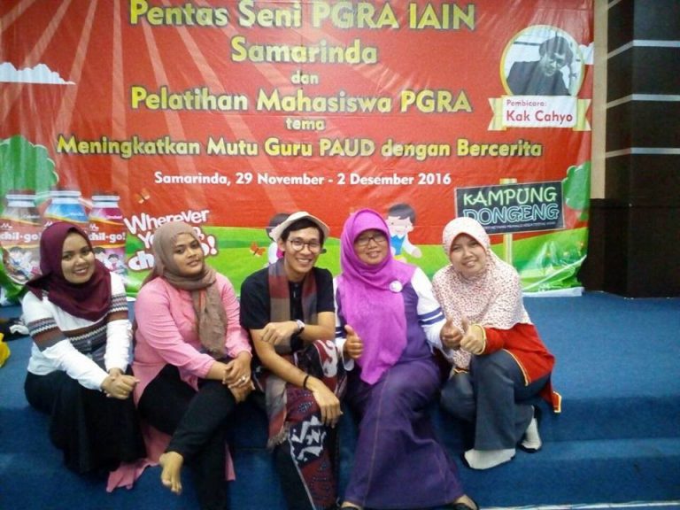 Pelatihan Teknik Dasar Bercerita di Samarinda                                    bersama Dosen PG-PAUD Universitas Trilogi Jakarta