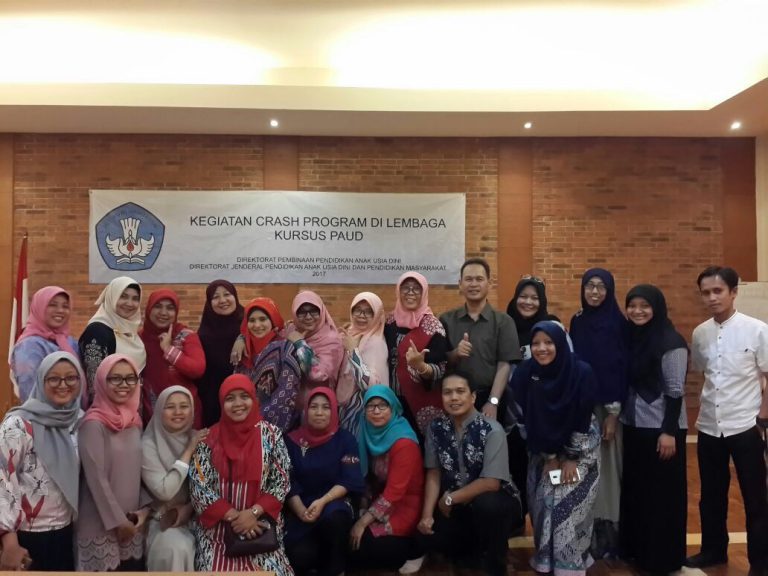 Workshop untuk Program Crash Program Pendidik & STPPA PAUD Direktorat Jenderal PAUD dan Pendidikan Masyarakat Kementerian Pendidikan dan Kebudayaan
