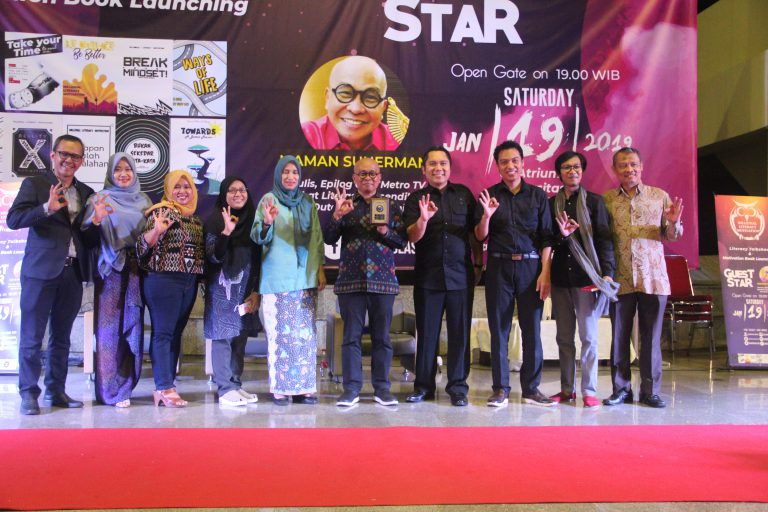 Universitas Trilogi Dorong Mahasiswa Aktif Berliterasi Tumbuhkan Motivasi