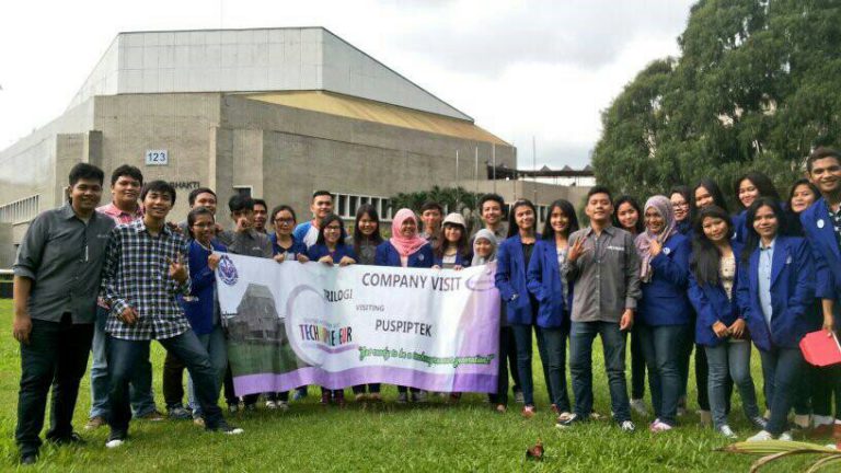 HIMAMEN — Mahasiswa Manajemen “Company Visit Puspitek Tangerang” Mei 2014