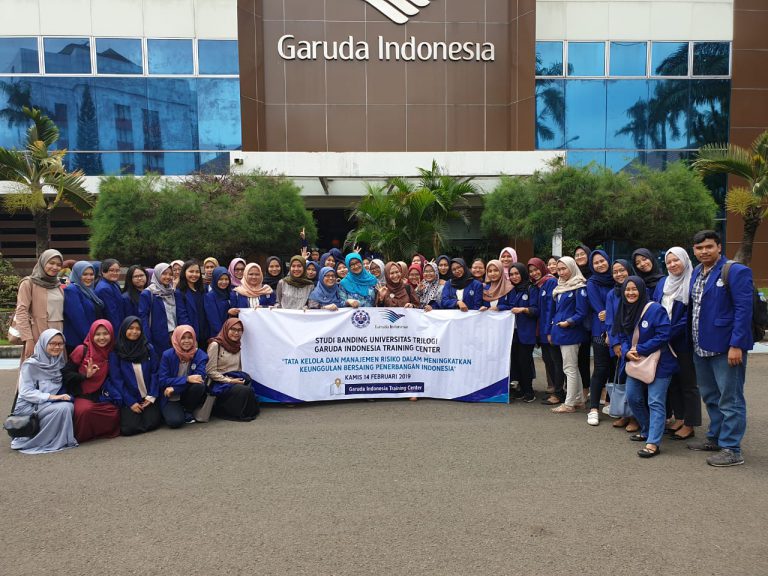 BELAJAR PENGENDALIAN INTERNAL, MAHASISWA UNIVERSITAS TRILOGI SAMBANGI GARUDA TRAINING CENTER