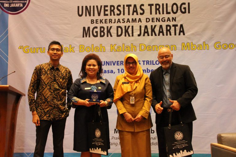 Rektor Universitas Trilogi Motivasi Guru DKI Jakarta Agar Tidak Kalah dengan Google