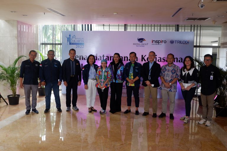 Karya Jenius Mahasiswa Trilogi, Membuat Jersey Official Jakarta Marathon