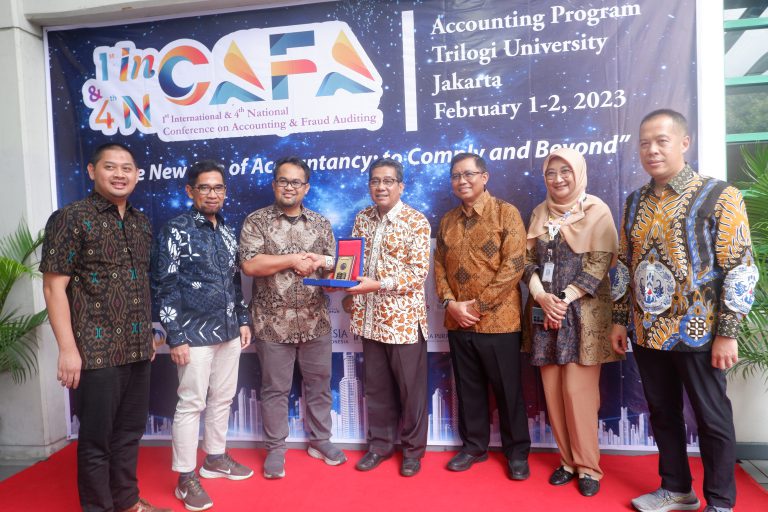 Rektor: Penikmat Perubahan atau Pelaku Perubahan