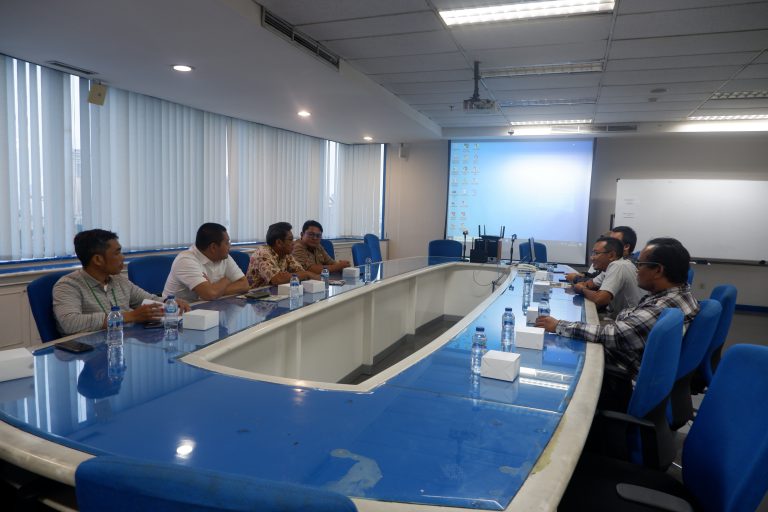 Kolaborasi Universitas Trilogi dan Jawa Pos