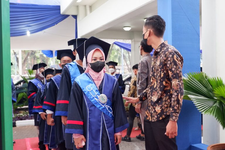 Pengumuman Pelaksanaan Wisuda Universitas Trilogi Tahun 2023