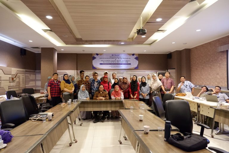 Universitas Trilogi Selenggarakan Kegiatan Awareness ISO 21001:2018 untuk Penguatan Mutu Layanan Pendidikan