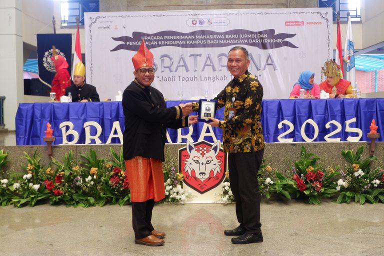 Universitas Trilogi sukses menyelenggarakan Pengenalan Kehidupan Kampus bagi Mahasiswa Baru (PKKMB) 2025