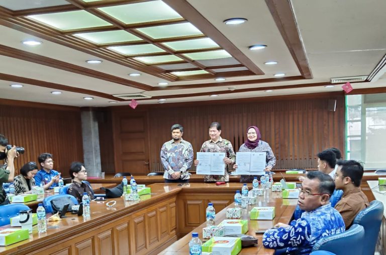 MoU signing Univ. Trilogi & PT. Tender Indonesia