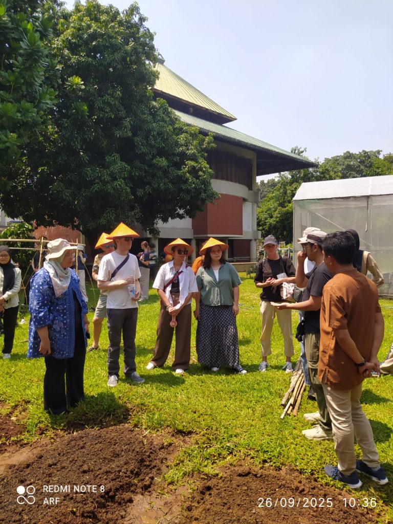 Kunjungan dari Queensland University of Technology Australia ke Universitas Trilogi