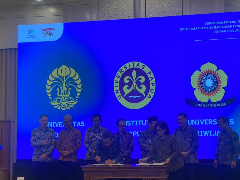 Rektor Universitas Trilogi Resmi Nenandatangani Naskah Kerjasama dengan Kementerian PPN/Bappenas